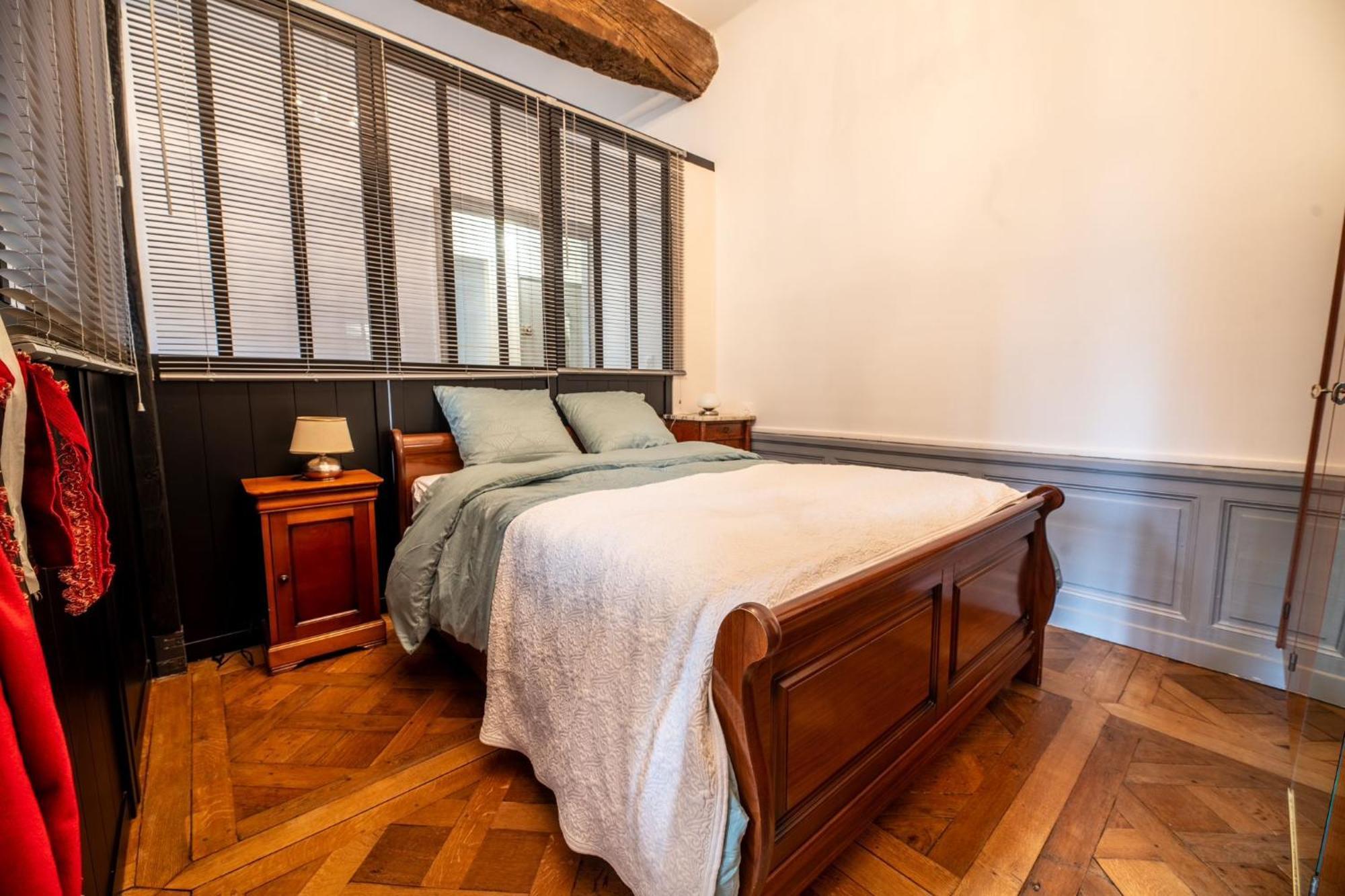 Hypercenter Flat, Secure Private Parking * Fontainebleau